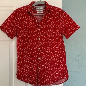 Denim and Flower Men’s Small Casual button down shirt